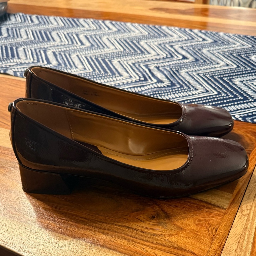 Donald Pliner Pumps